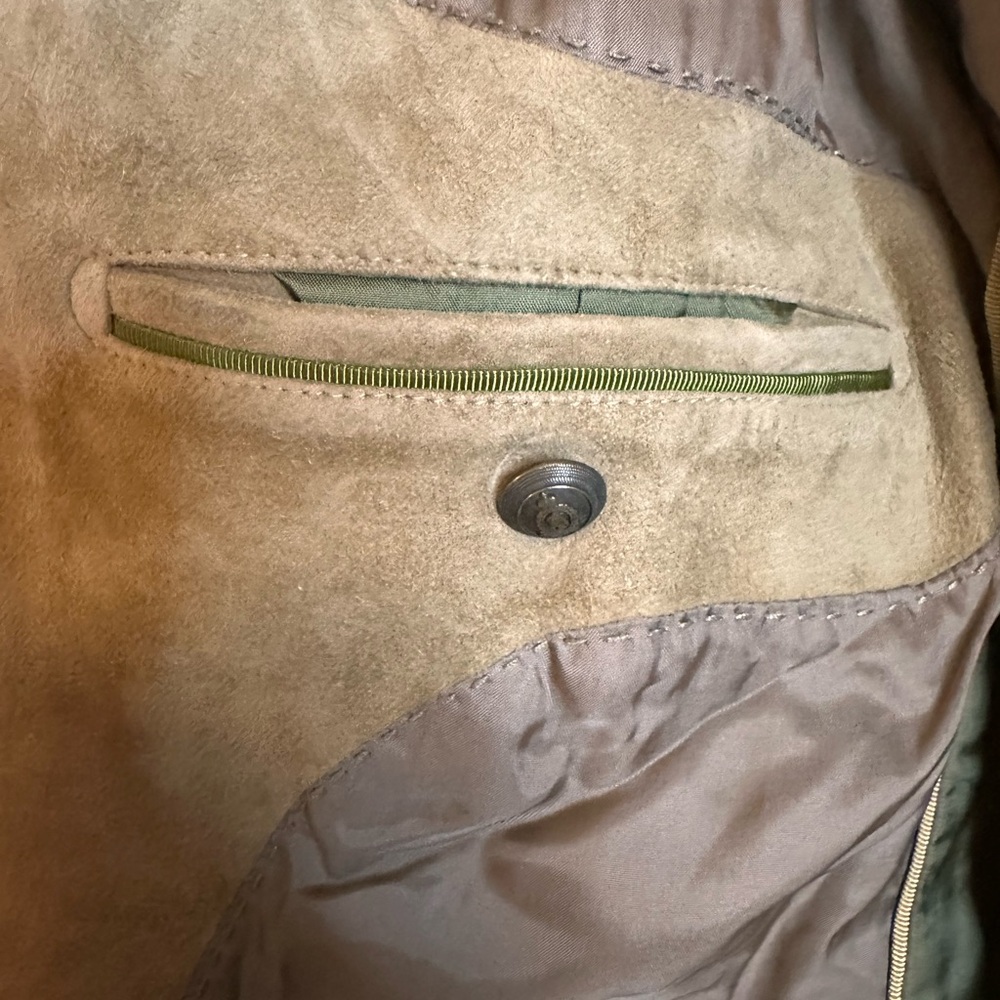 Island Soft Suede Jacket - Perfect Vintage- Jacket.  Size L - Picture 3 of 16